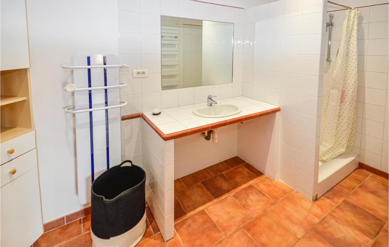 3 Bedroom Awesome Home In Chateuneuf De Gadagne Châteauneuf-de-Gadagne 外观 照片