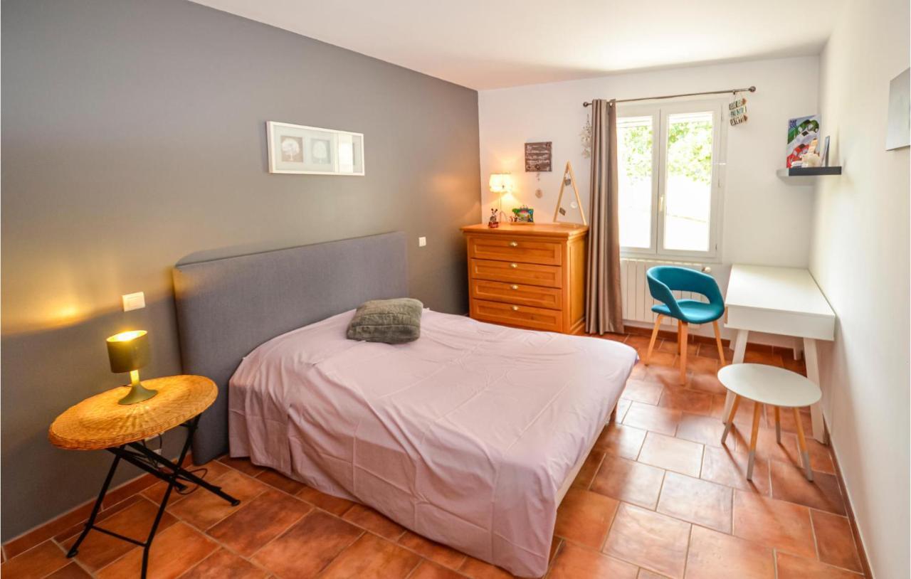 3 Bedroom Awesome Home In Chateuneuf De Gadagne Châteauneuf-de-Gadagne 外观 照片