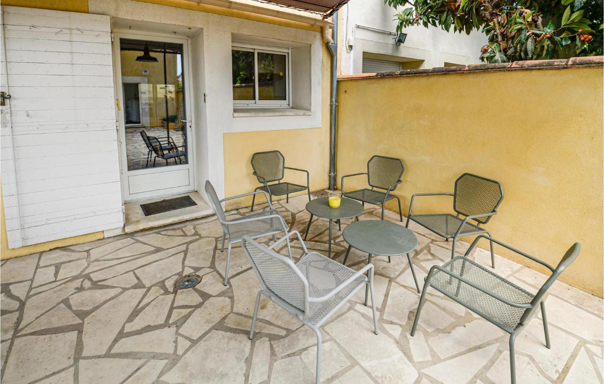 3 Bedroom Awesome Home In Chateuneuf De Gadagne Châteauneuf-de-Gadagne 外观 照片